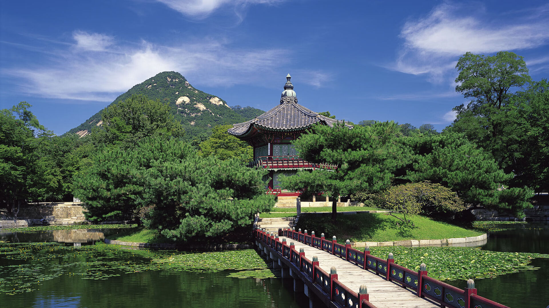埃弗顿主场战平巴恩斯利，积分维持稳定，埃弗顿对伯恩利首发
