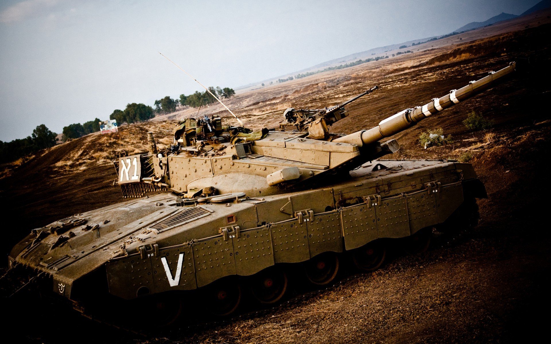 外教主导型球队是否压制本土教练发展，外教主管岗位职责说明