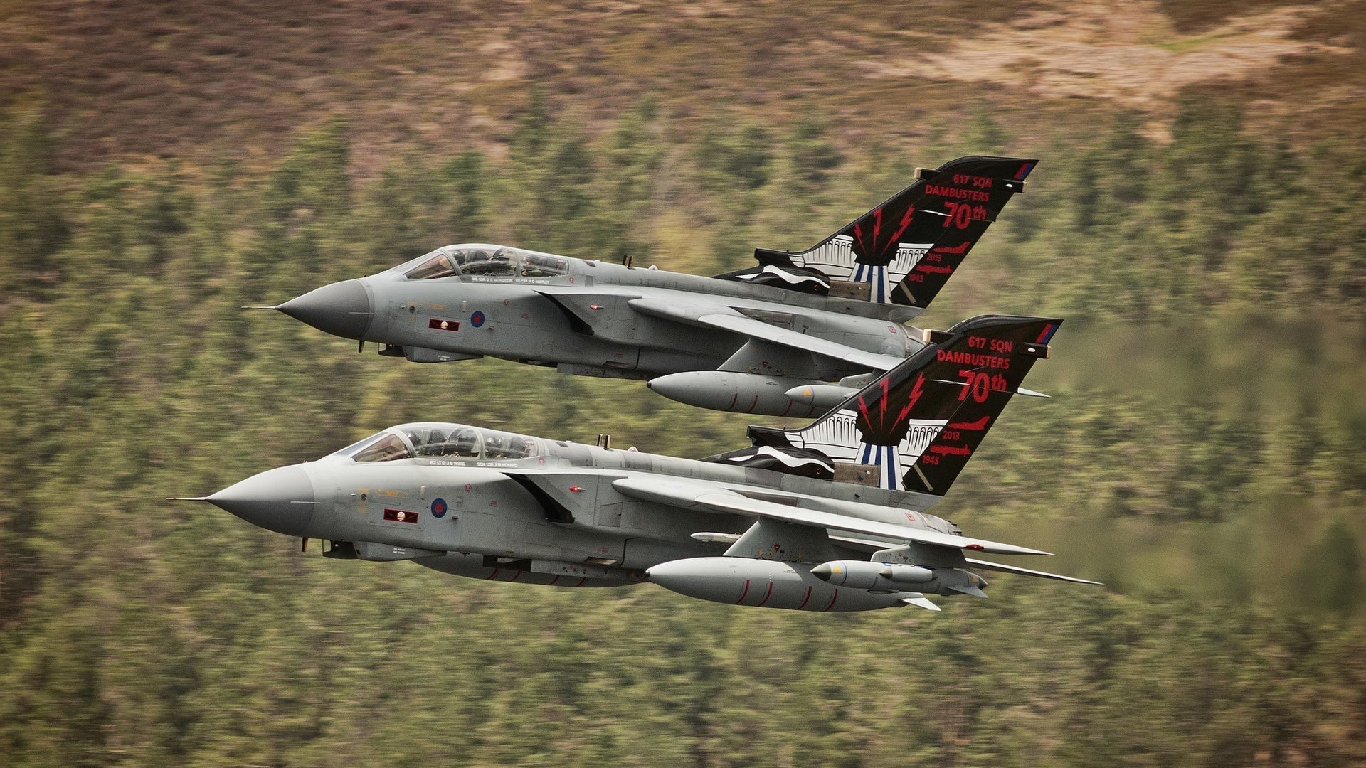 拜仁高压战术再次展现威力，拜仁高层三巨头