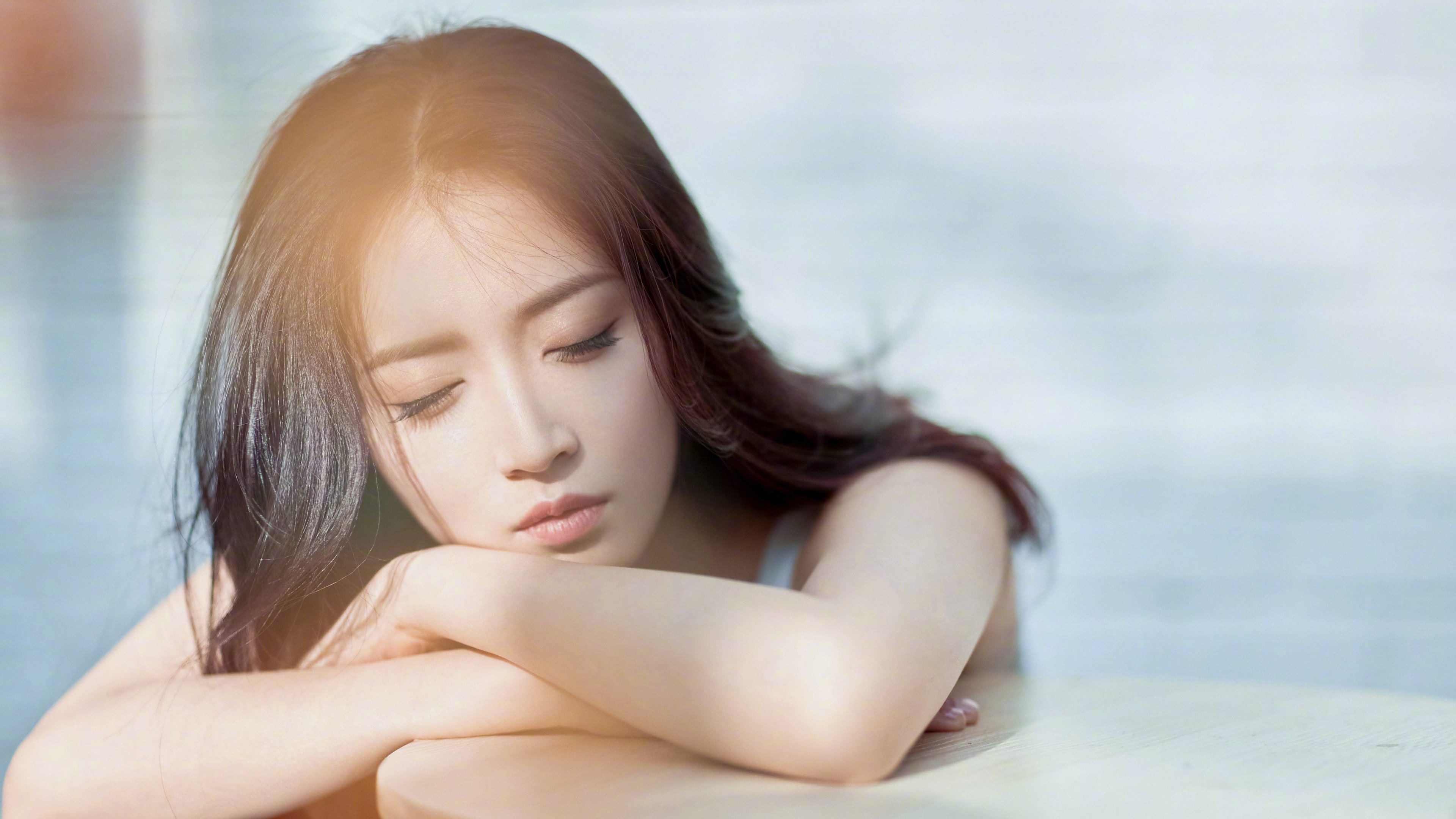 简：用他的速度和技巧助力全黑队在多个国际比赛中收获荣誉